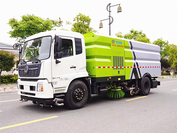 東風(fēng)天錦15方洗掃車