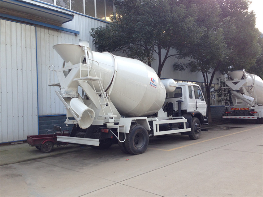 東風6/7方攪拌車