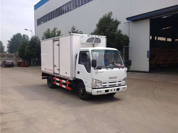 五十鈴4.1米貨廂單排冷藏車