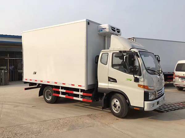 江淮4.03米貨箱V6冷藏車