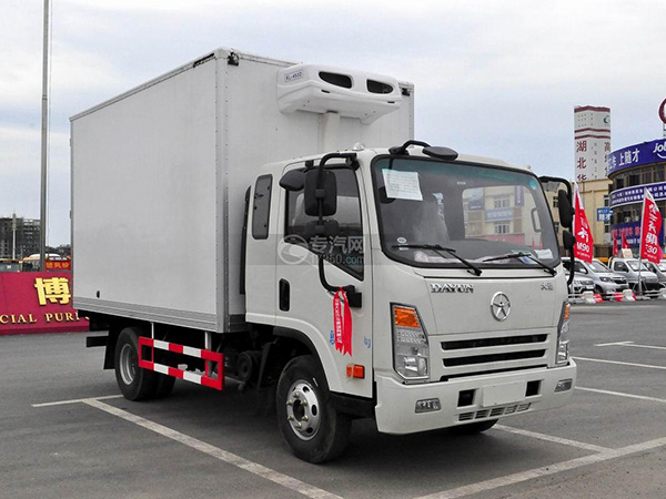 大運排半3.75米貨廂冷藏車