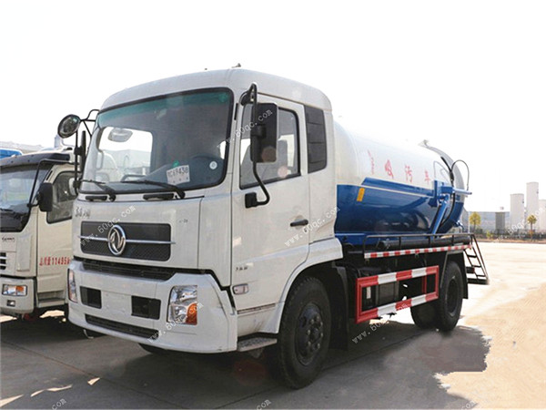 東風(fēng)天錦10方吸污車