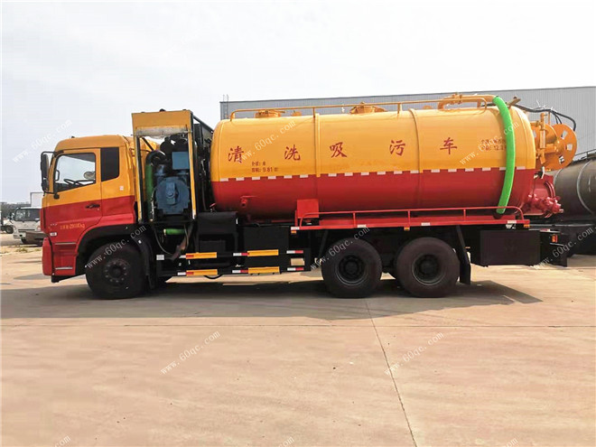 東風天龍后雙橋吸污車