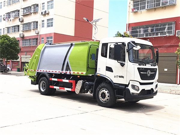 國六東風(fēng)天錦壓縮垃圾車