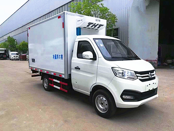 長安國六冷藏車