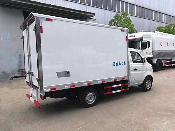 長安國六冷藏車