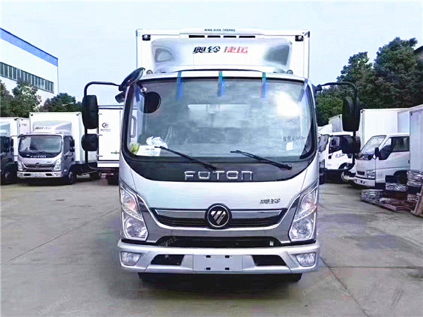 福田奧鈴捷運國六冷藏車